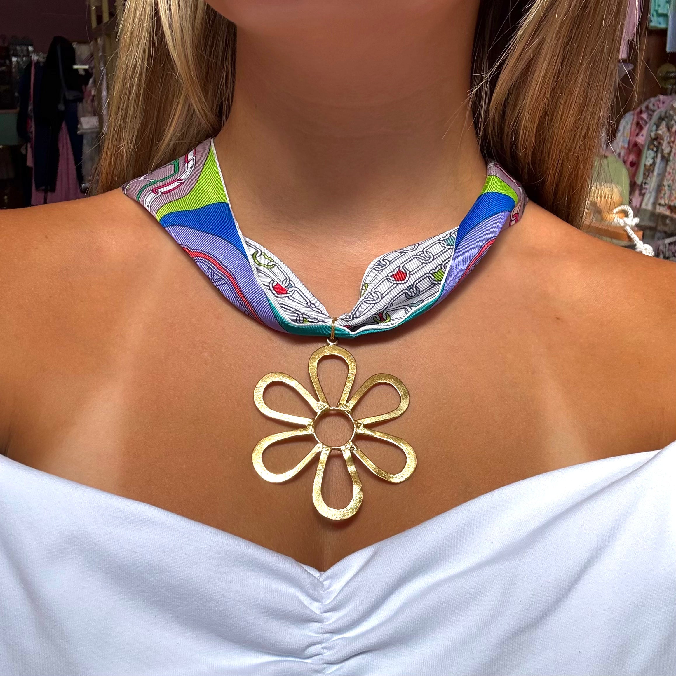 Flower Pop Scarf Necklace
