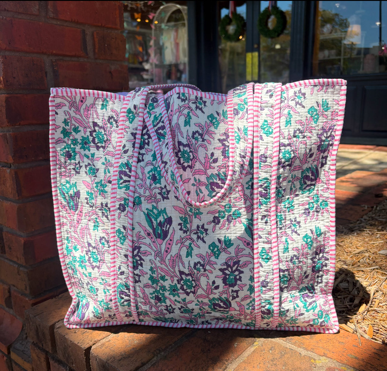 Quilted Tote In Grand Garden