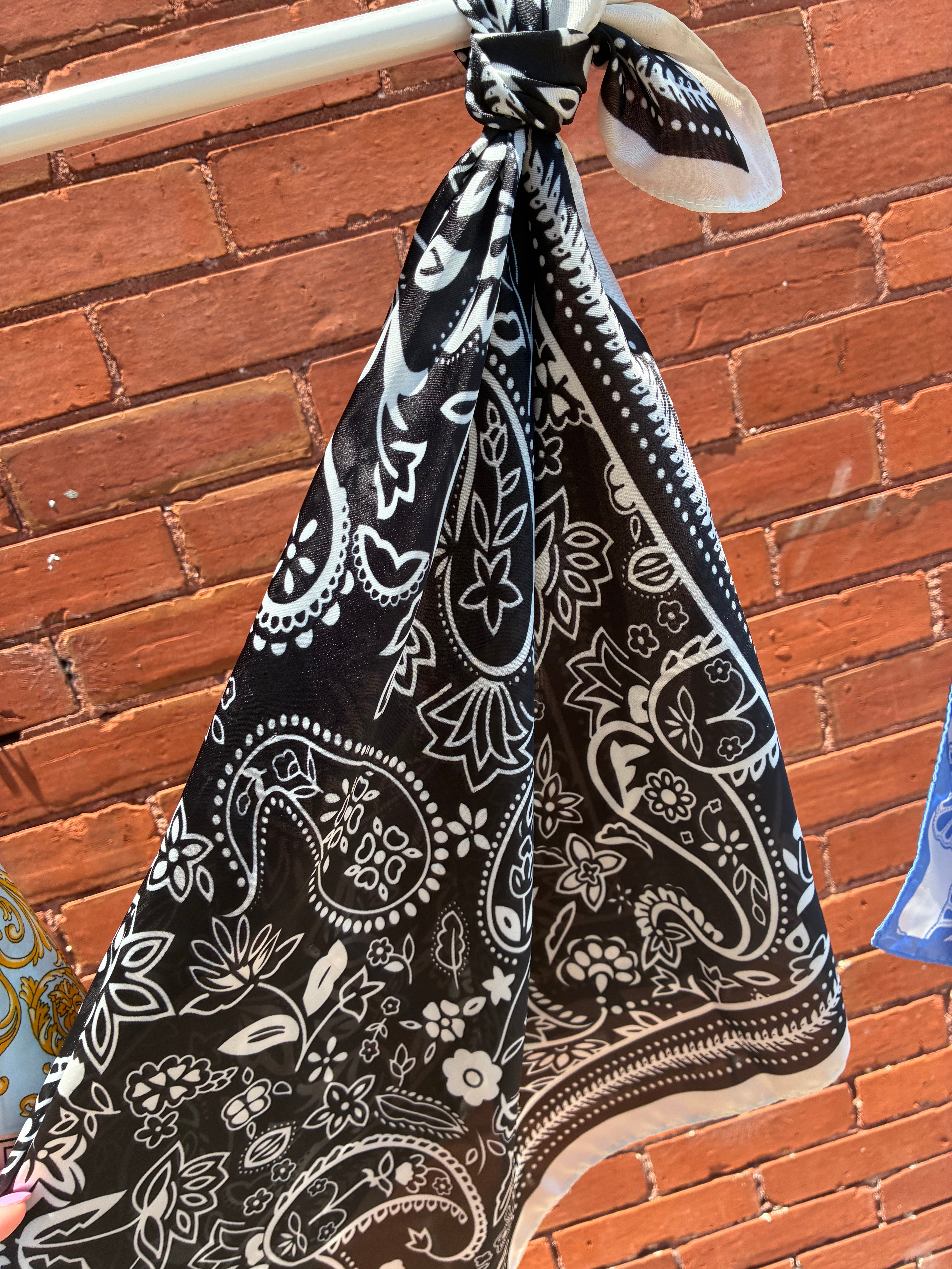 Pretty In Print Scarf