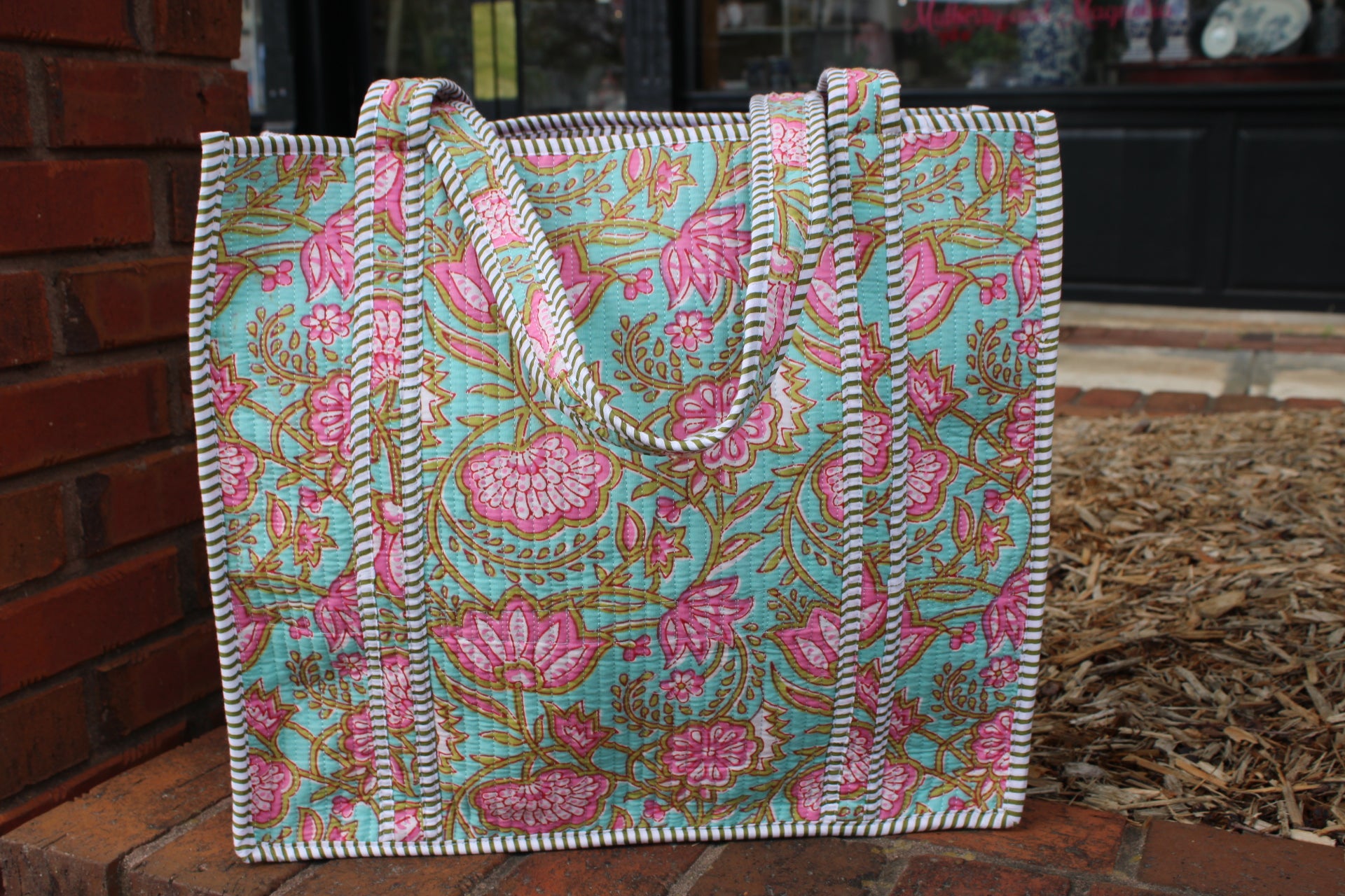 Quilted Tote In Garden Party Bloom