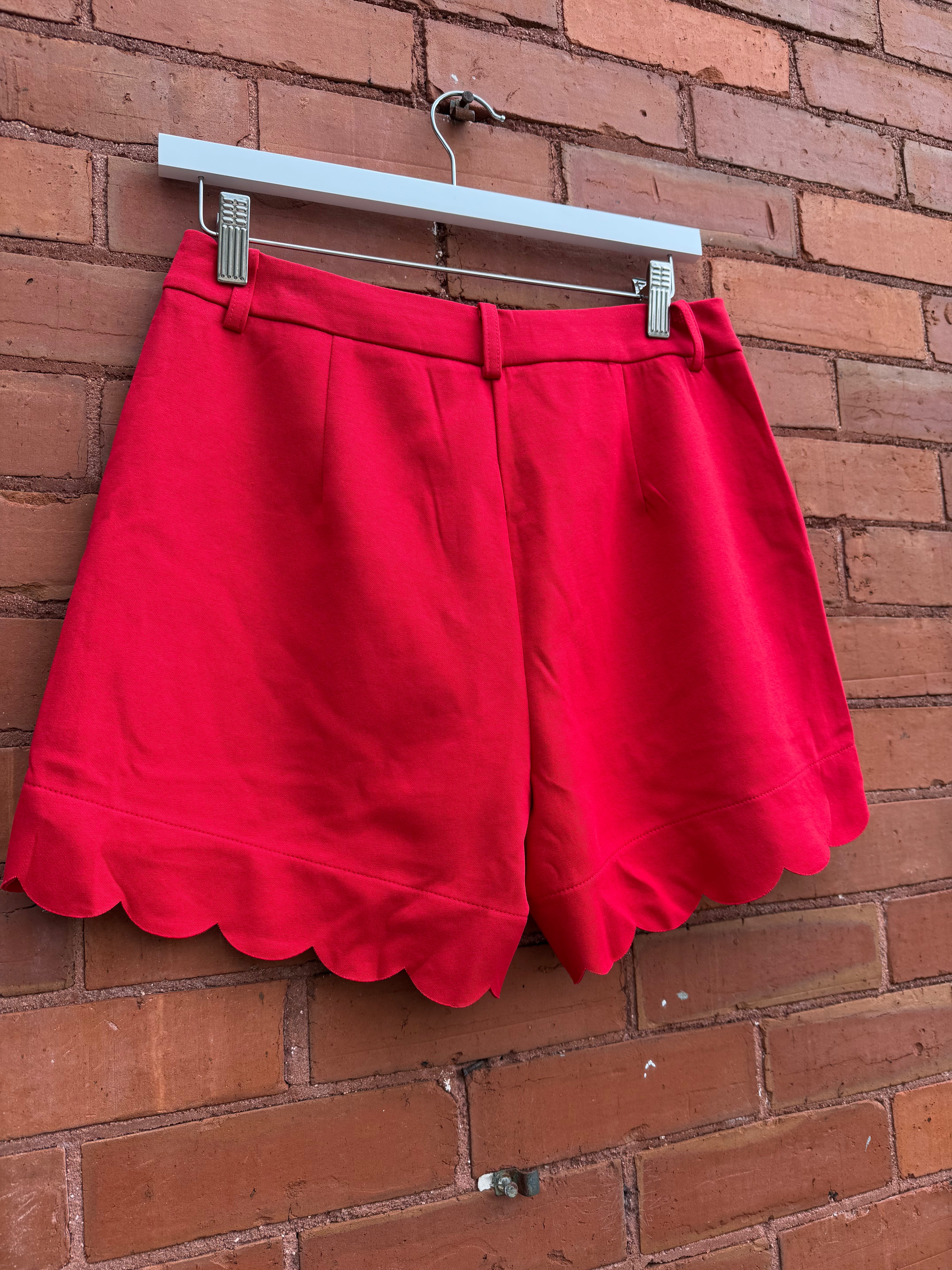 East Coast Scalloped Shorts In Red