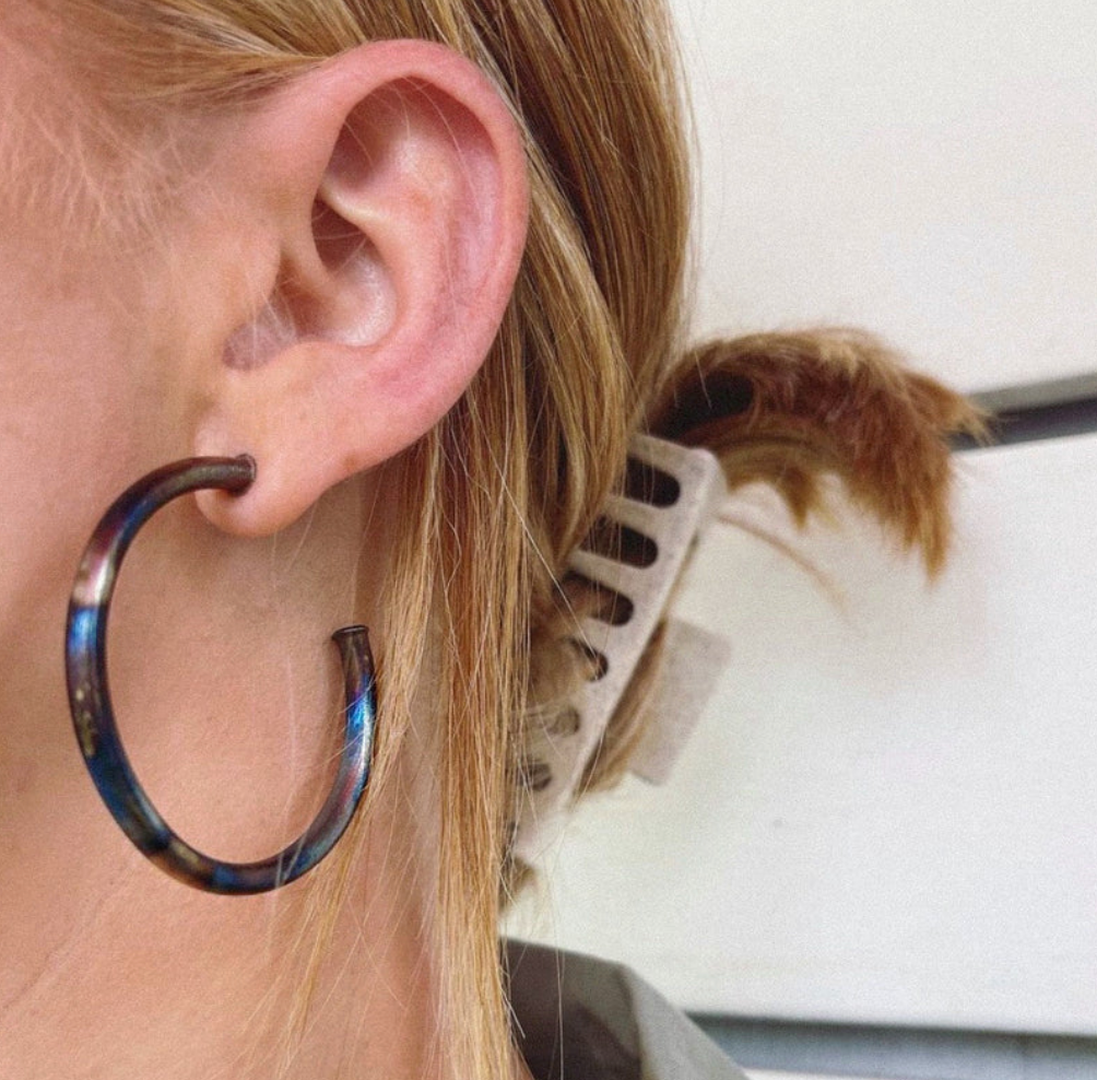 Small Everybody's Favorite Hoops in Brushed 18K Gold Plated