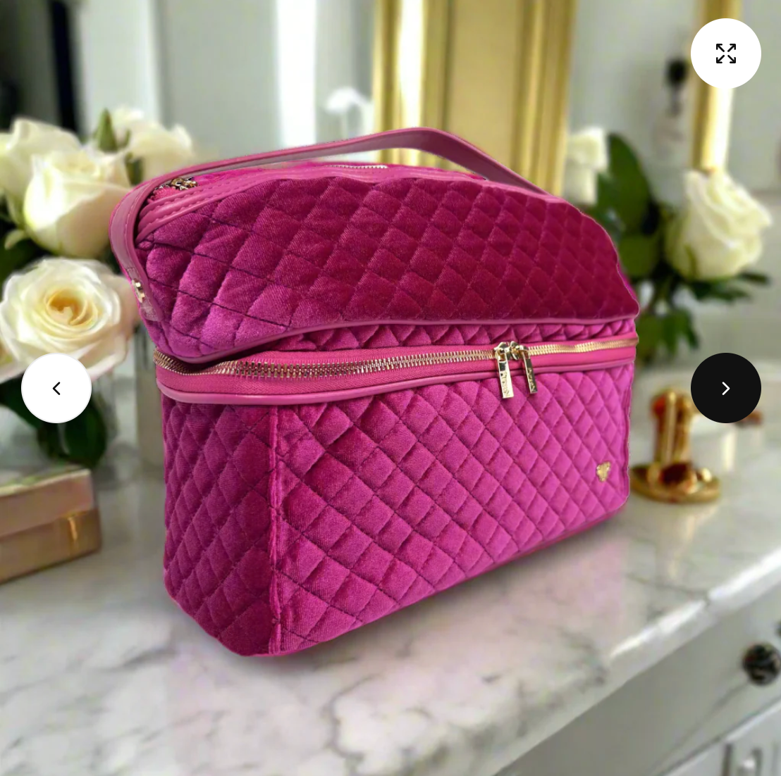 Stylist Travel Bag In Fuchsia Velvet