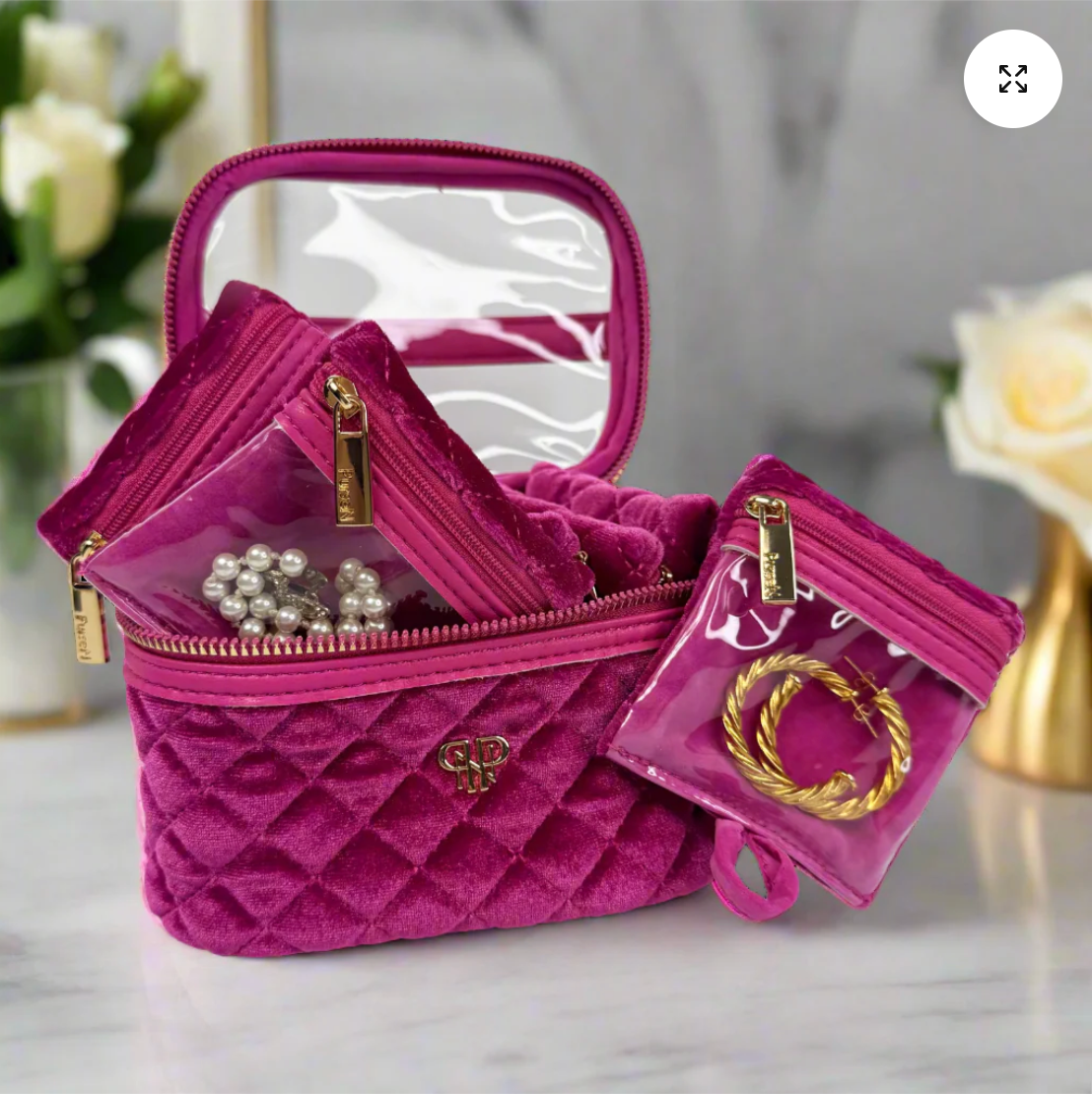 Getaway Jewelry Bag In Fuchsia Velvet