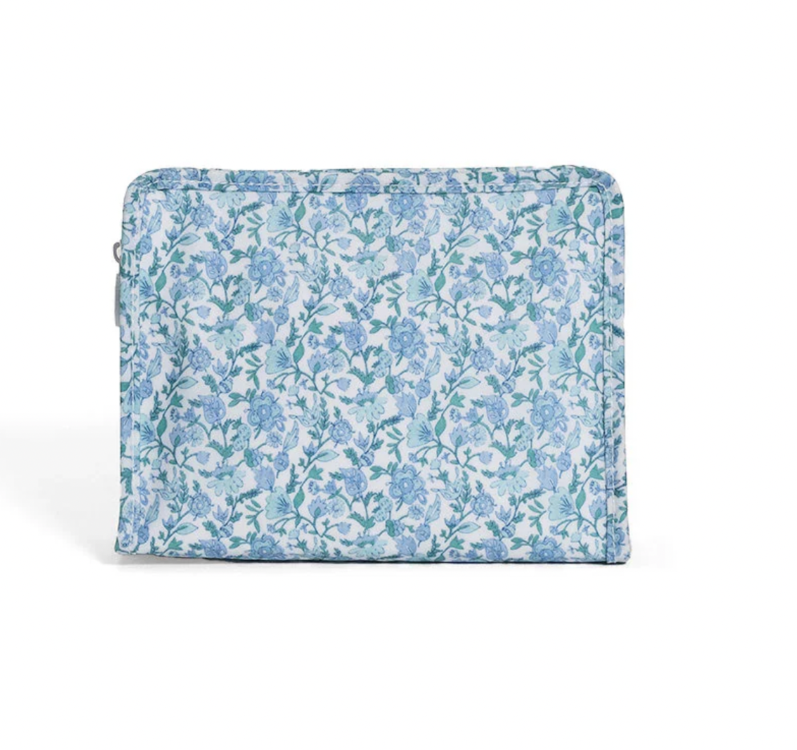 Medium Roadie In Hamptons Floral