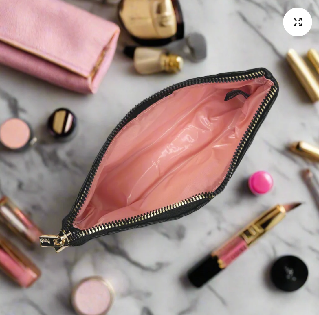 Sleek Stash Go-To-Case In Timeless Quilted