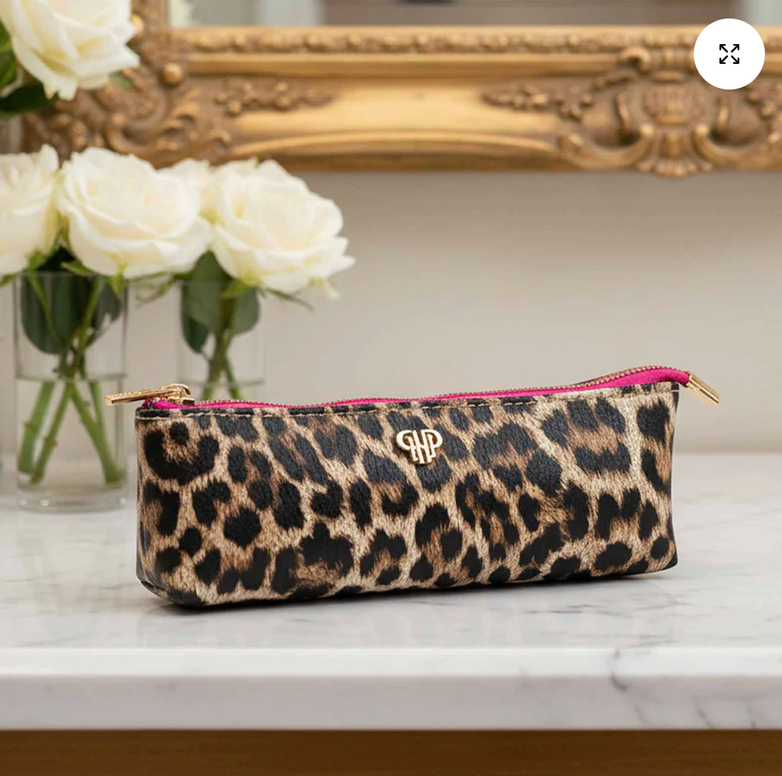 Sleek Stash Go-To-Case In Fierce Leopard