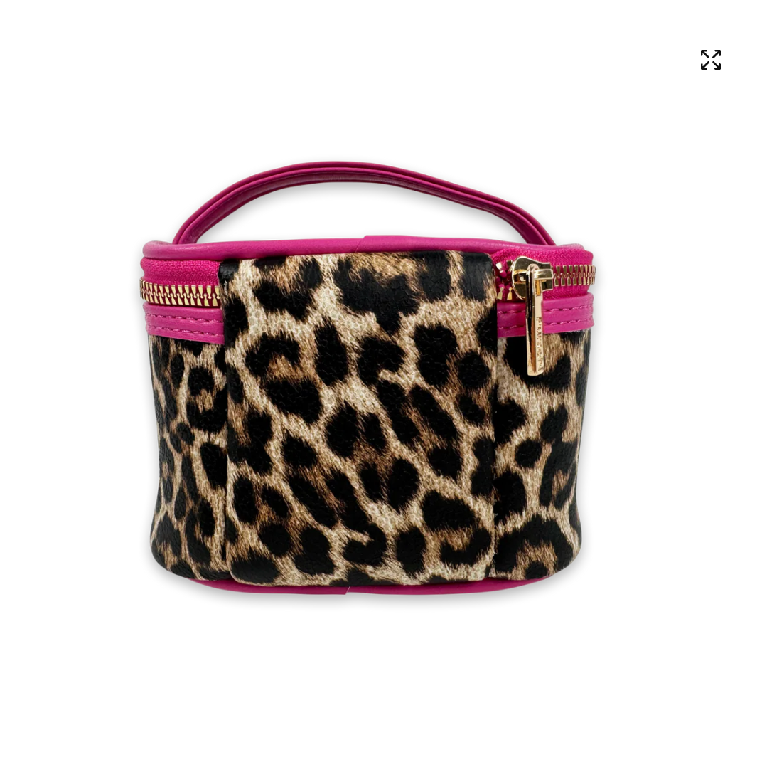 Getaway Jewelry Bag In Fierce Leopard