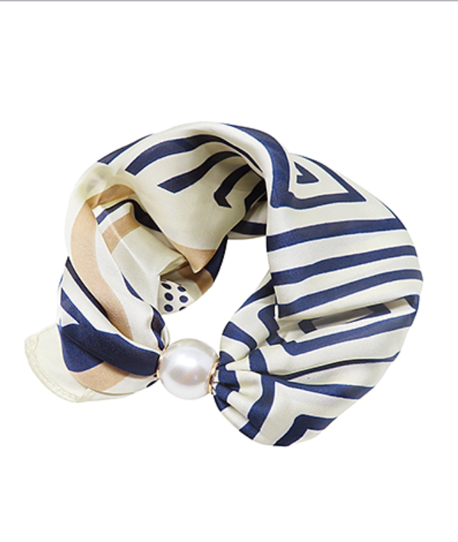 Pattern Play Magnetic Scarf Necklace