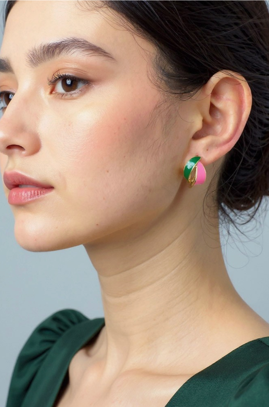 Trendy Twist Stud Earrings