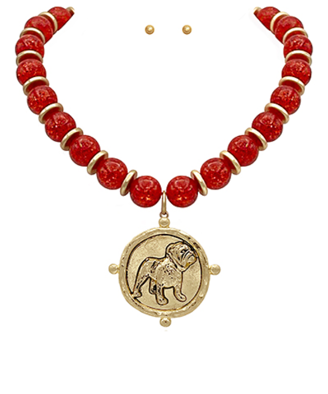 Between The Hedges Necklace In Red