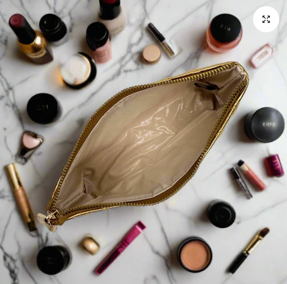 Sleek Stash Go-To-Case In 24 Karat